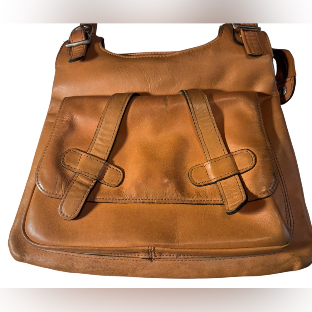 Vintage Supple Tan Retro 1970s Leather BOHO Shoulder Bag Purse NICE - Picture 2 of 16